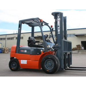 Погрузчик дизельный Heli 2т