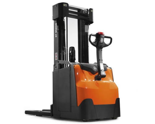 Электрический штабелер Toyota SWE200L (Исполнение для рыбной промышленности)