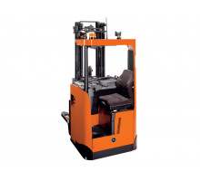 Электрический штабелер Toyota SRE135 (Исполнение для рыбной промышленности)