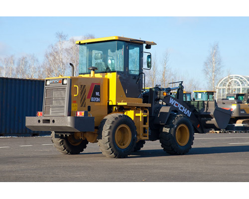 Фронтальный погрузчик WL820H