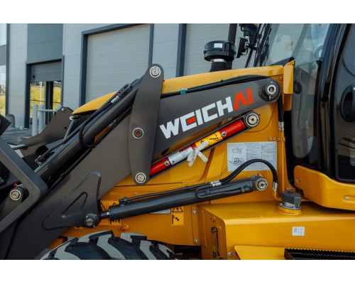 Экскаватор - погрузчик WLB468-II