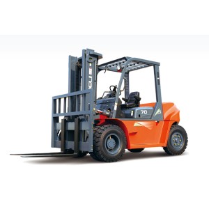 Бензиновый автопогрузчик HELI CPQD70G (7 т)